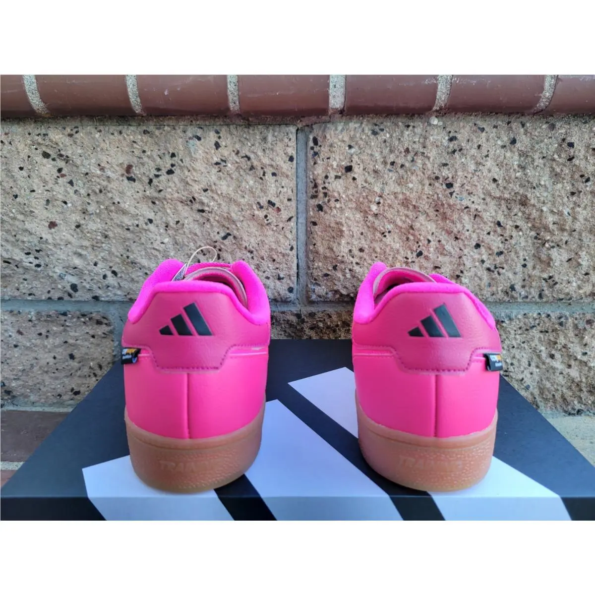 Adidas shoes - adidas Spezial - Spezial - JQ9021 - Pink 3