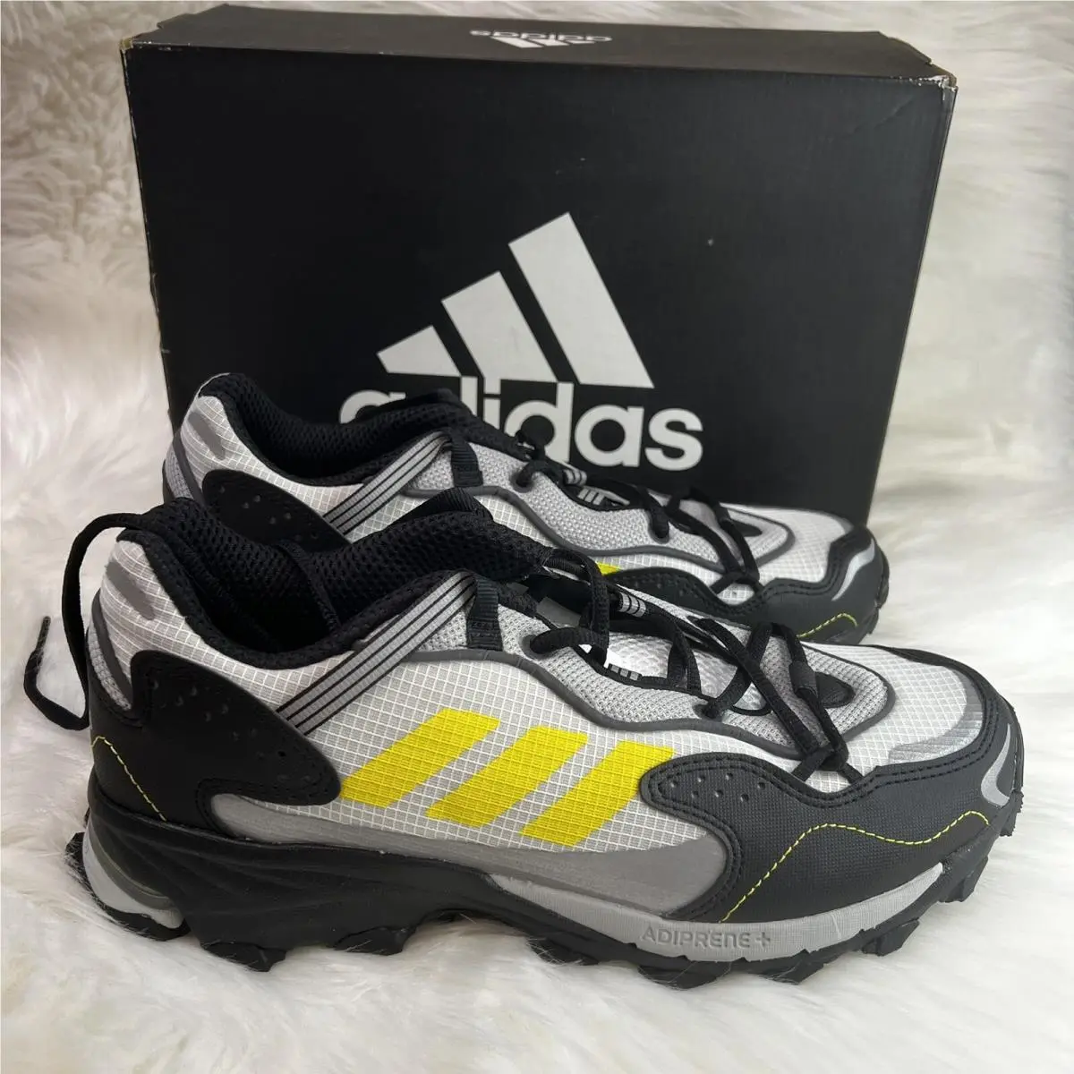 Adidas shoes - Respinse Hoverturf - Respinse Hoverturf - Yellow 1