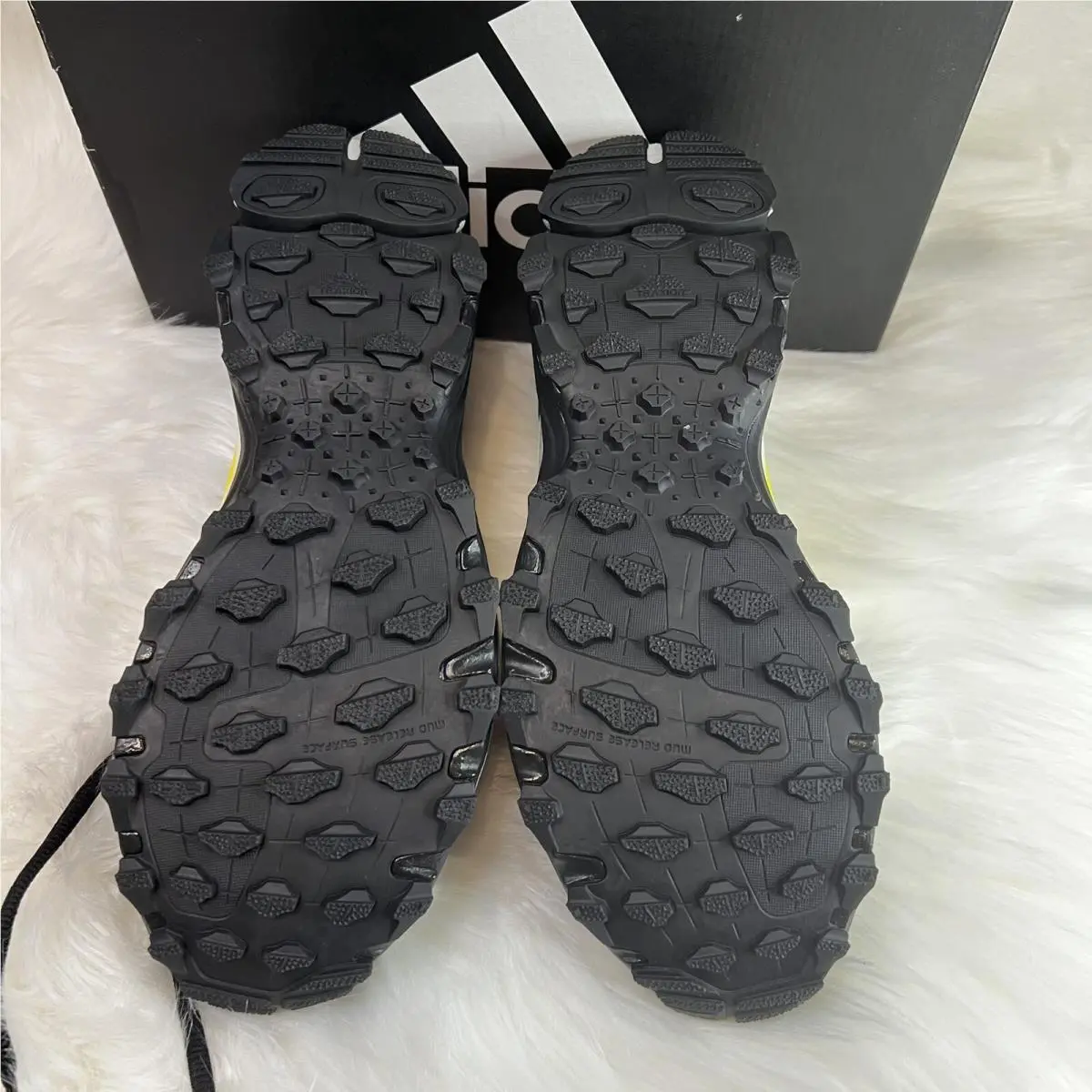 Adidas shoes - Respinse Hoverturf - Respinse Hoverturf - Yellow 3
