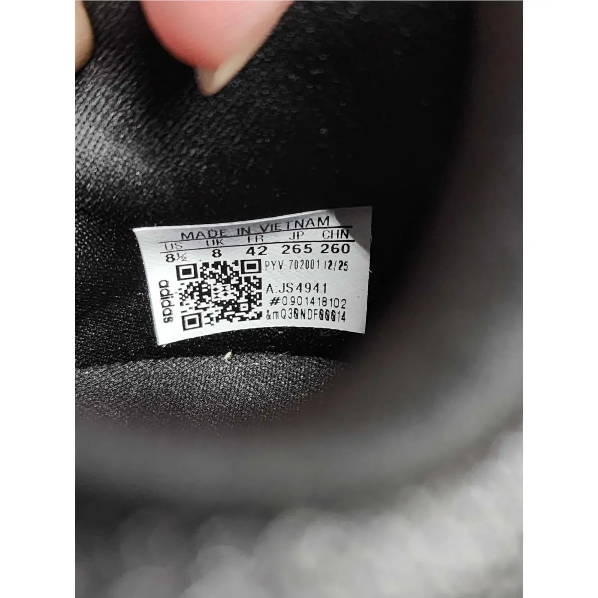 Adidas shoes - Black 0