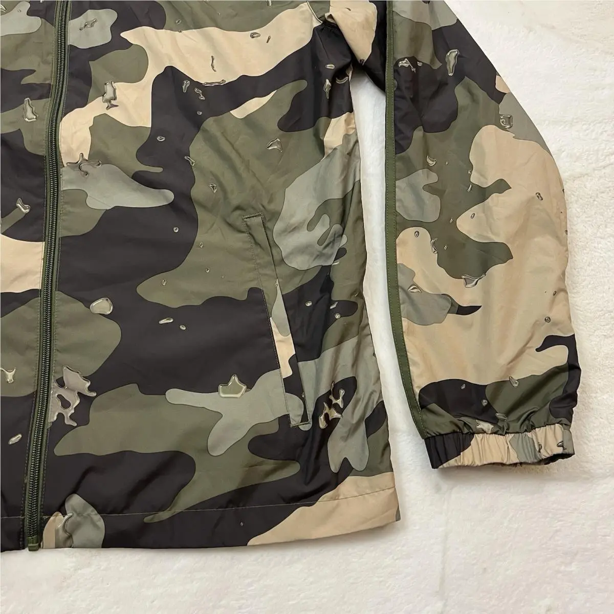Adidas clothing - Green (UPC: 195734555435) 1