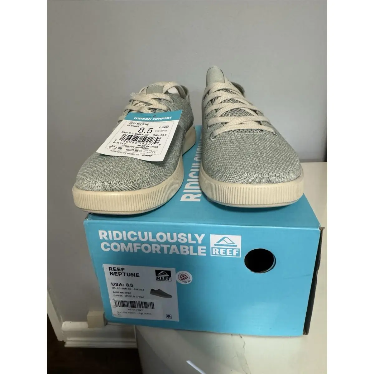 Neptune Women`s Shoe Sage Heather Size 8.5 by Reef