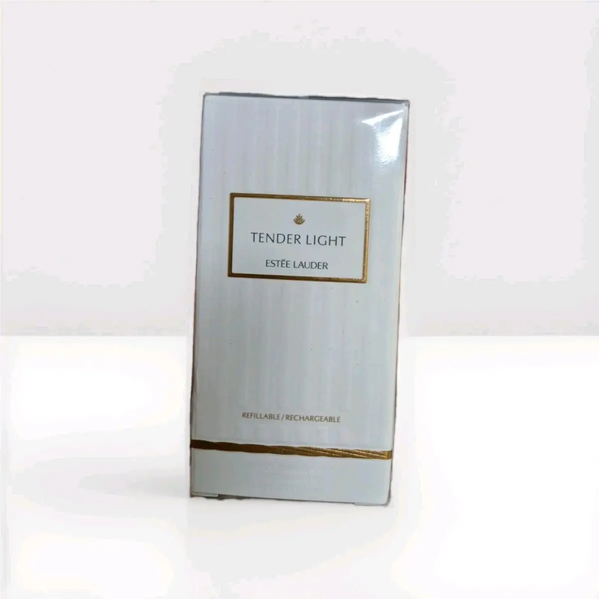 Estee Lauder Tender Light Eau DE Parfum Spray Refillable 1.4 OZ by Estée Lauder