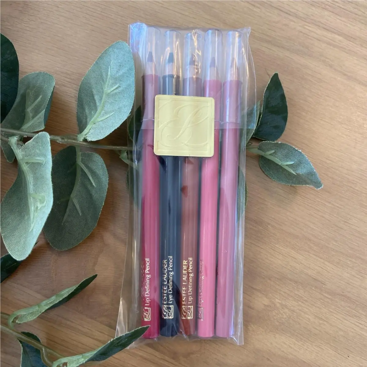 Lot OF 5 Estee Lauder Lip Eye Defining Pencil Apple Cordial Softsmudge by Estée Lauder