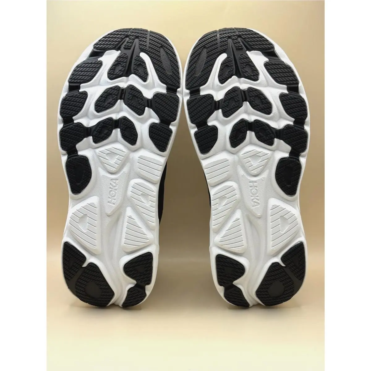 Hoka shoes - HOKA One One CLIFTON 10 - 1162031-BWHT - Black 18