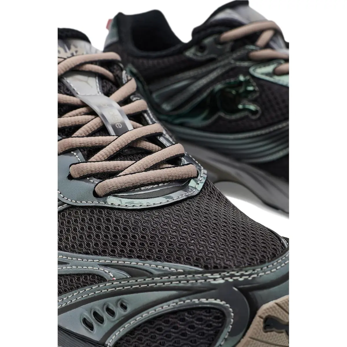 Puma shoes - Matte Silver/Puma Black 39