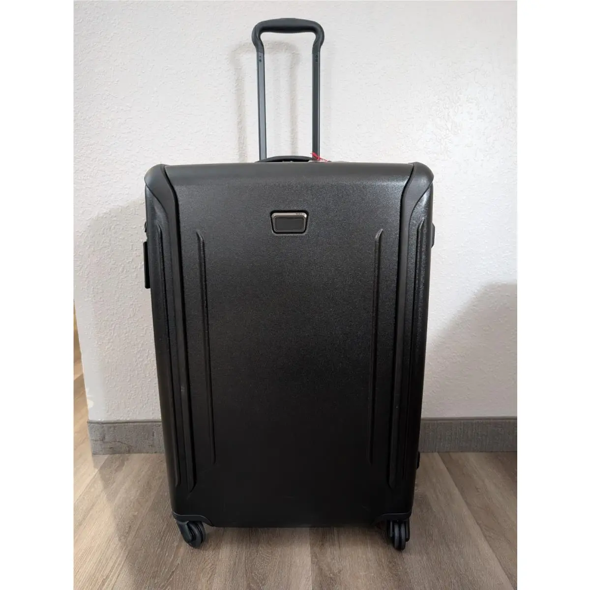 Tumi Extended Trip 30-Inch Spinner Packing Case in Black