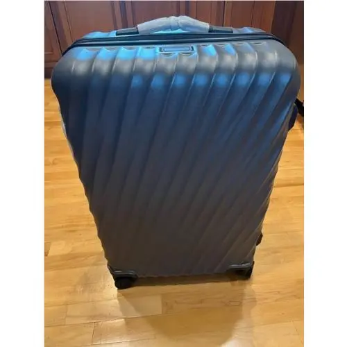 19 Degree Short Trip Expandable 4 Wheeled Packing Case 26 Grey by Tumi