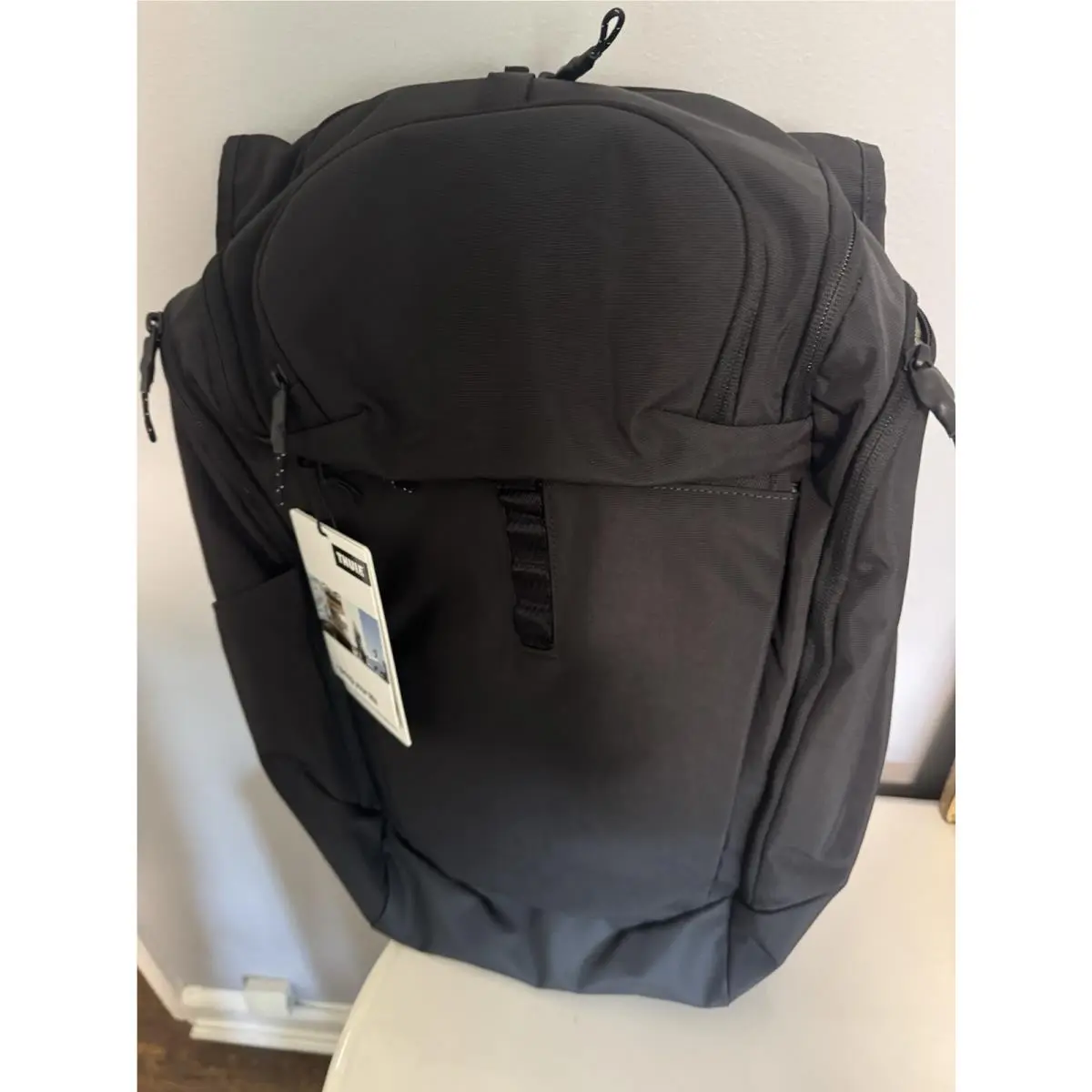 Paramount Commuter Backpack Black 27L by Thule