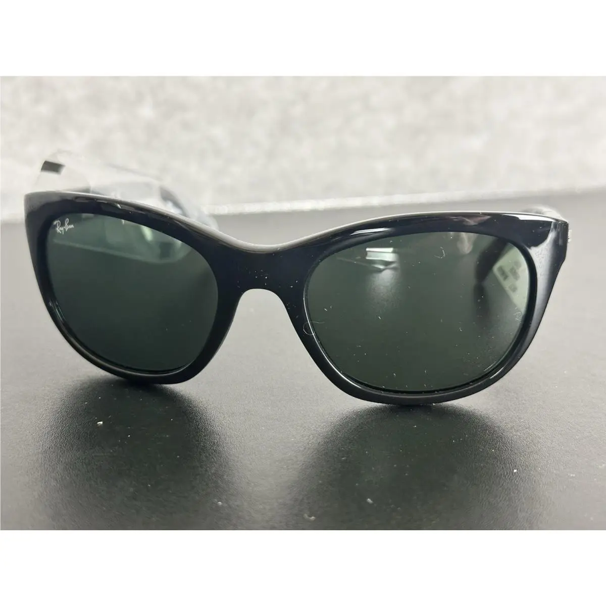 Ray-ban RB4216 601/71 Black Green Sunglasses 56-20-135 3N by Ray-Ban