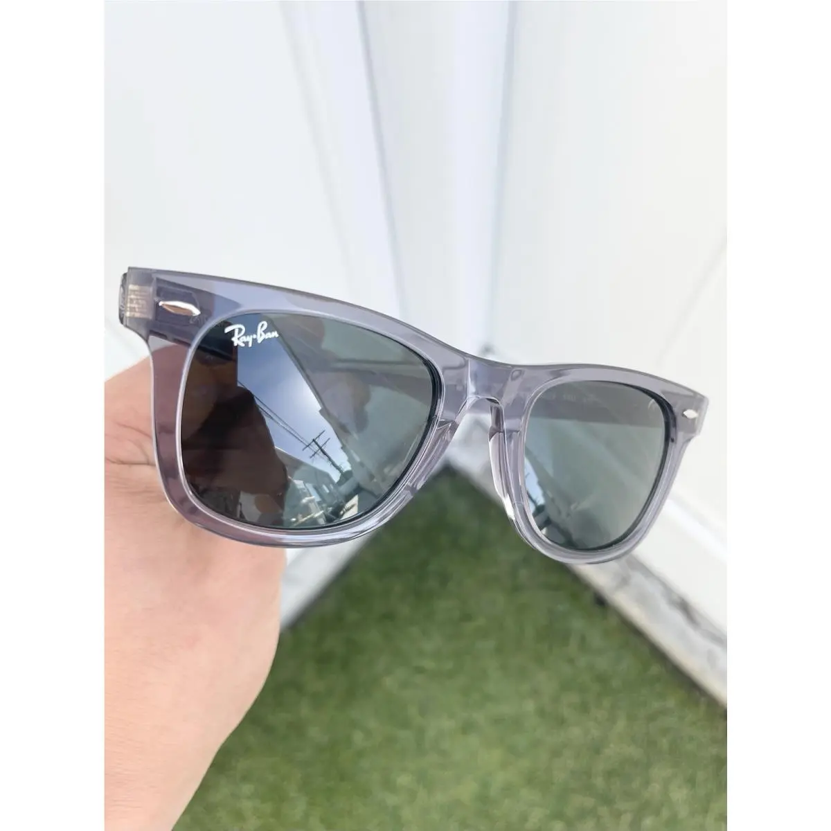 Ray Ban Classic Wayfarer RB2140 2140 Gray G15 Lens Size 50/22 by Ray-Ban
