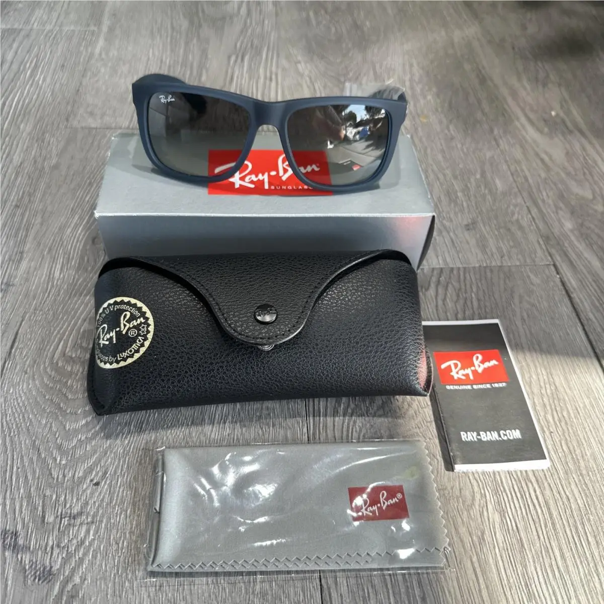 Ray-ban Justin Rubber Blue Frame Grey Gradient RB4165 6813/ 11 54 by Ray-Ban