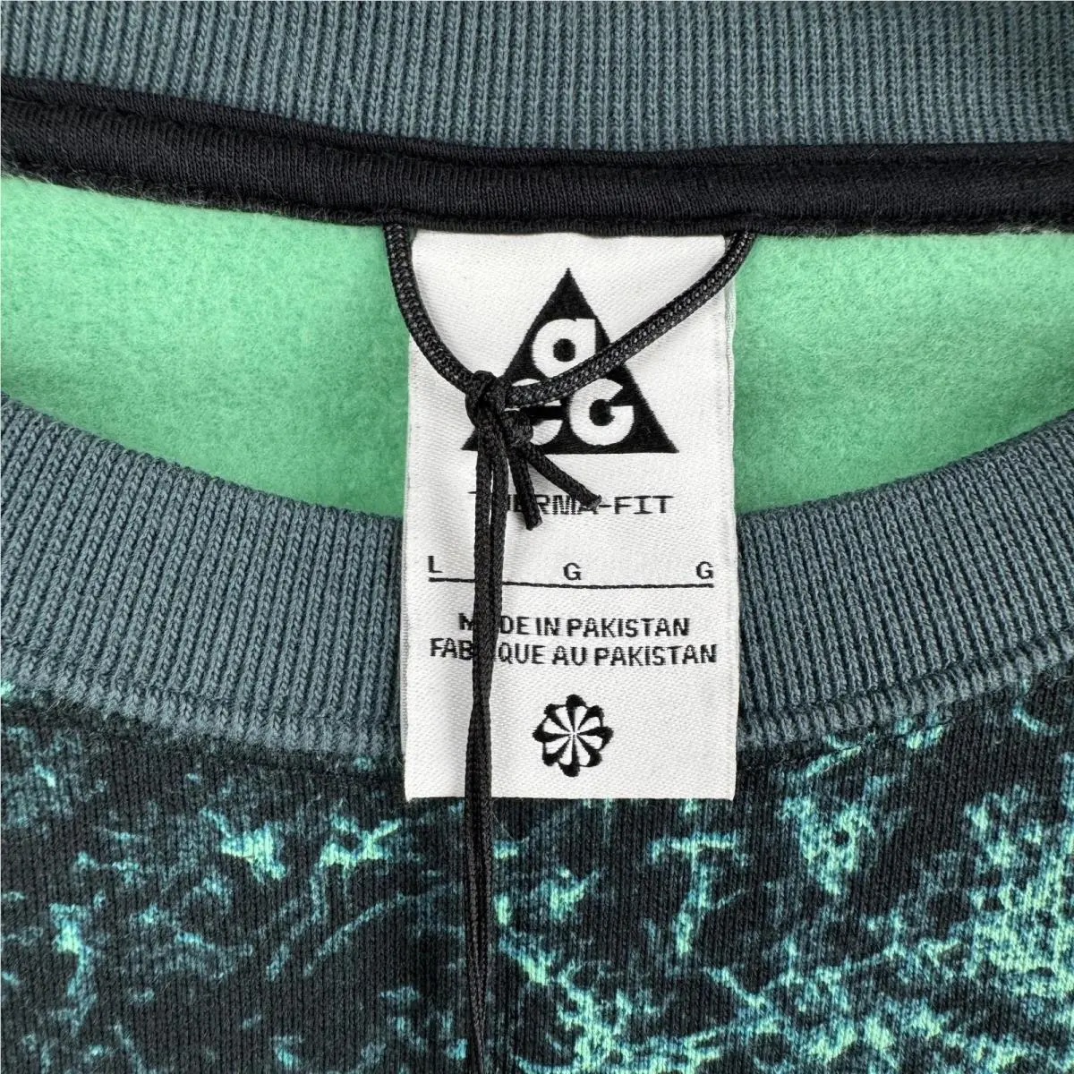 Nike clothing - Green 1
