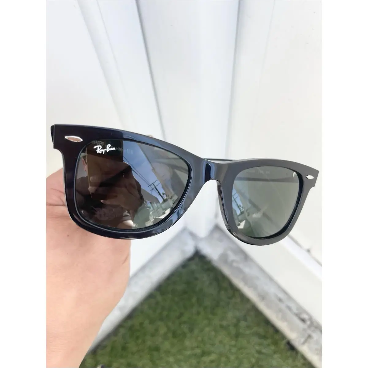 Ray Ban Classic Wayfarer RB2140 2140 Black G15 Lens Size 50/22 by Ray-Ban