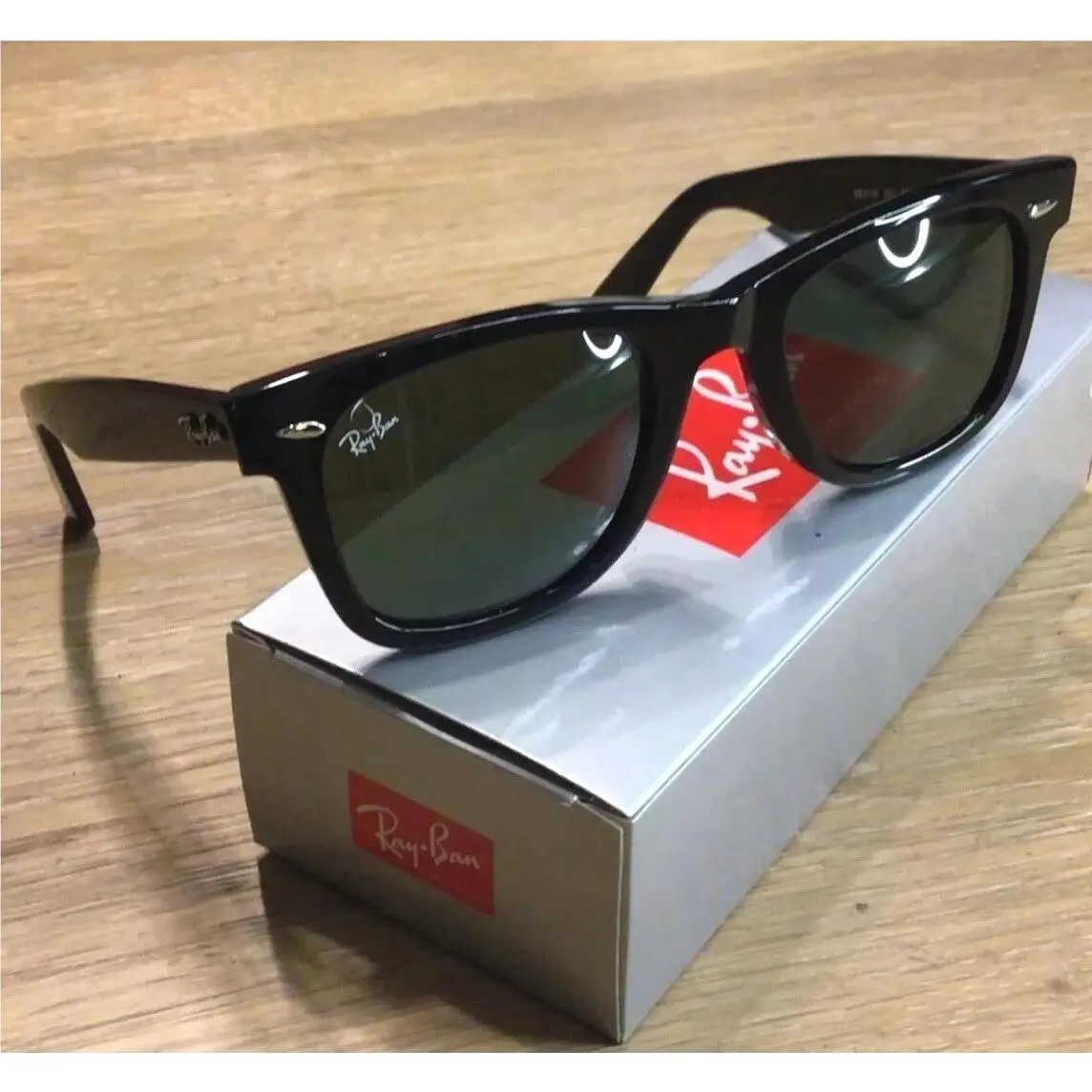 Ray-ban RB2140 Wayfarer Black Green Lenses Unisex Classic Sunglasses by Ray-Ban
