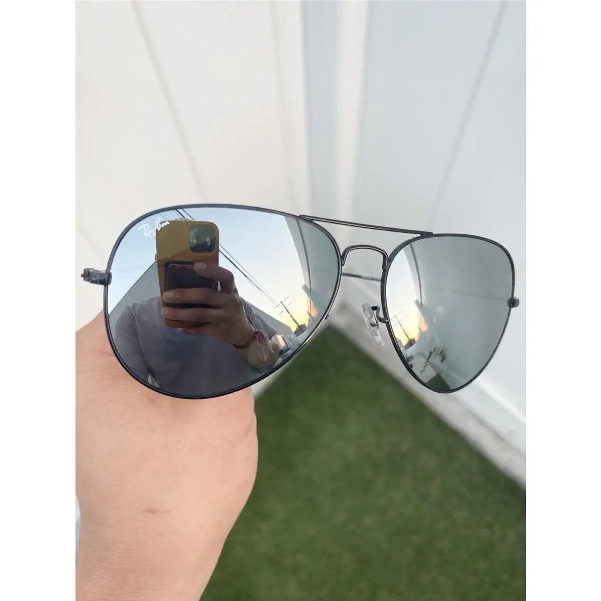 Ray Ban Large Classic Aviator RB3026 3026 Black Chrome Flash Lens Size 62/14 by Ray-Ban