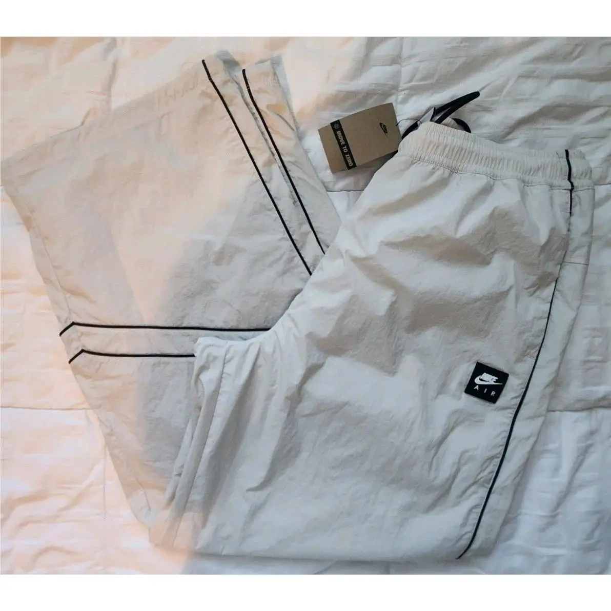 Nike Air Men`s IF1306-072 Track Pants Light Bone Color Size Large