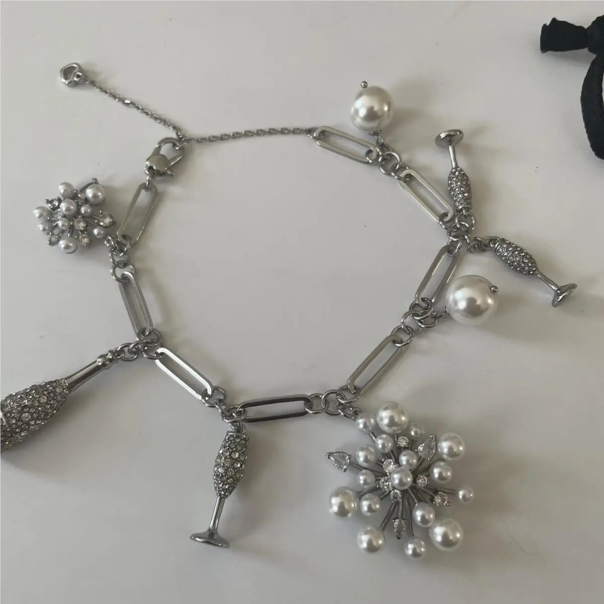 Kate Spade New York Silver Tone Pearl Dangle Charm Bracelet Lobster