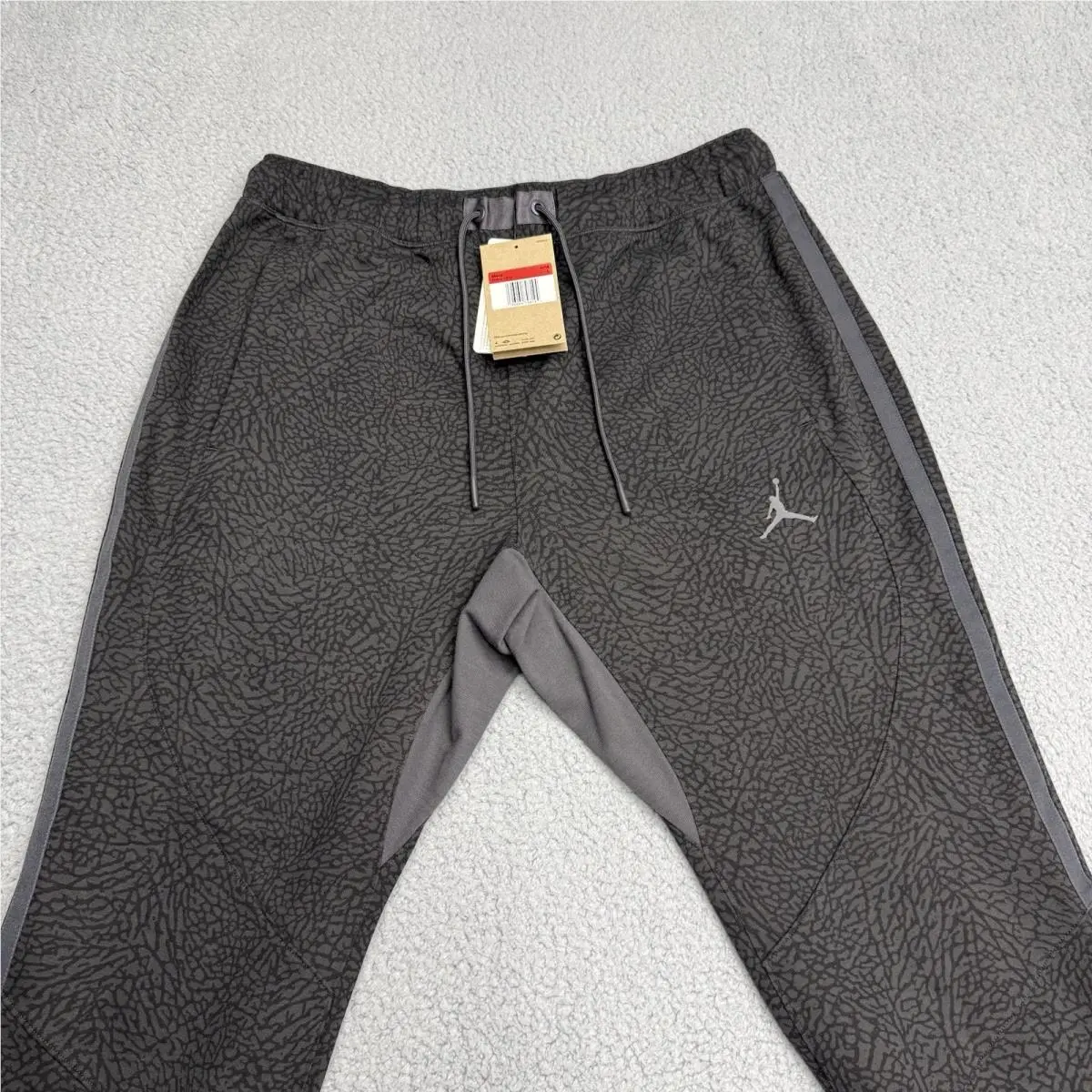 Jordan Joggers Mens L Gray Elephant Print Pants Slim Fit Dri-fit FD8121-010 by Nike