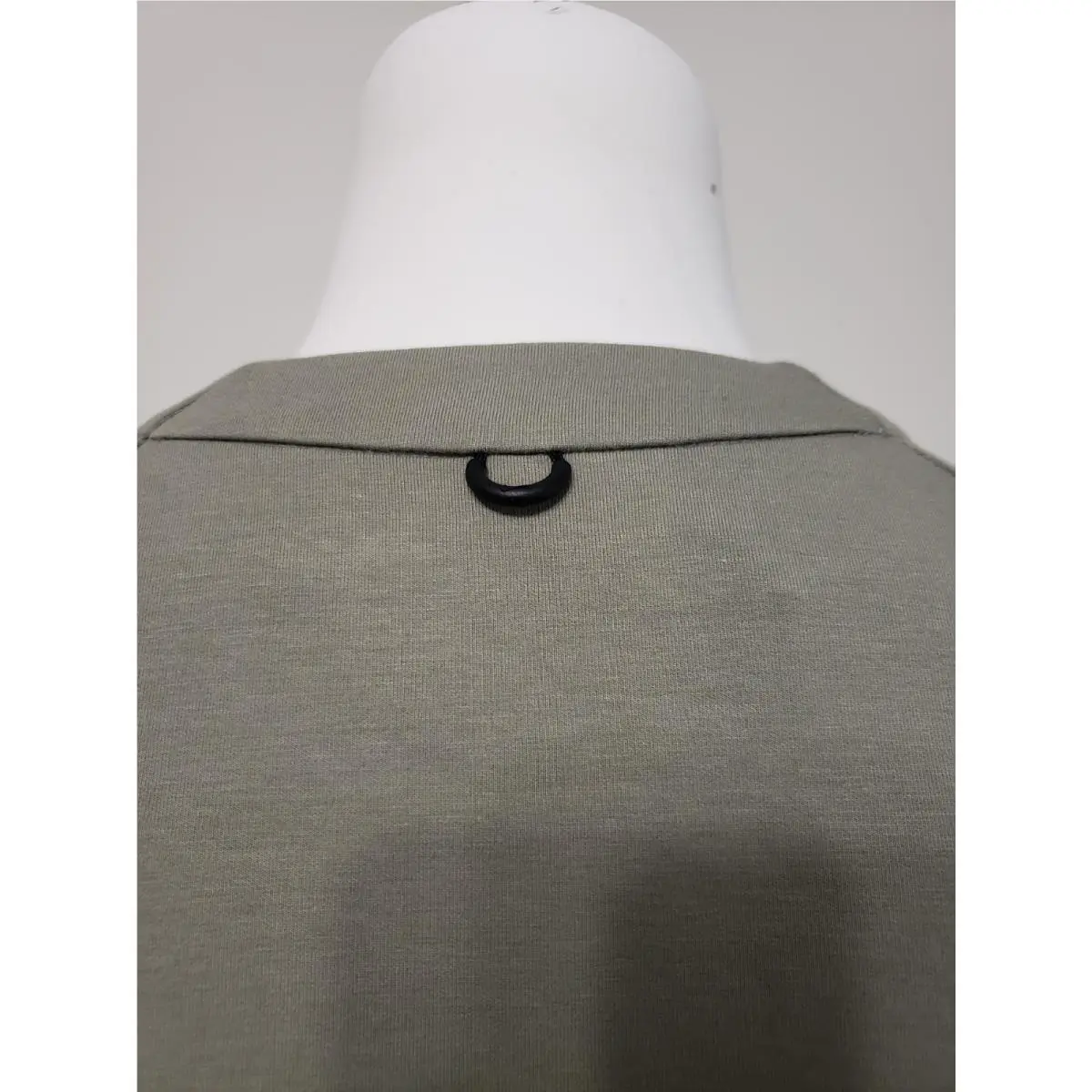 Nike clothing - HQ6948320 - HQ6948320 - Light Army/Steel Green (UPC: 197863884202) 1