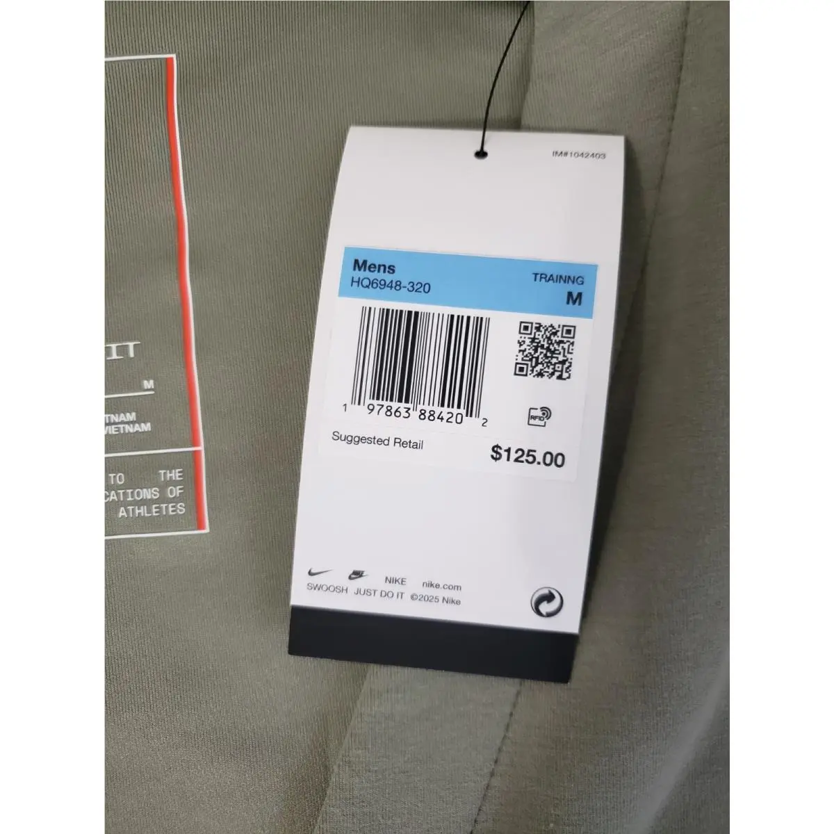 Nike clothing - HQ6948320 - HQ6948320 - Light Army/Steel Green (UPC: 197863884202) 6