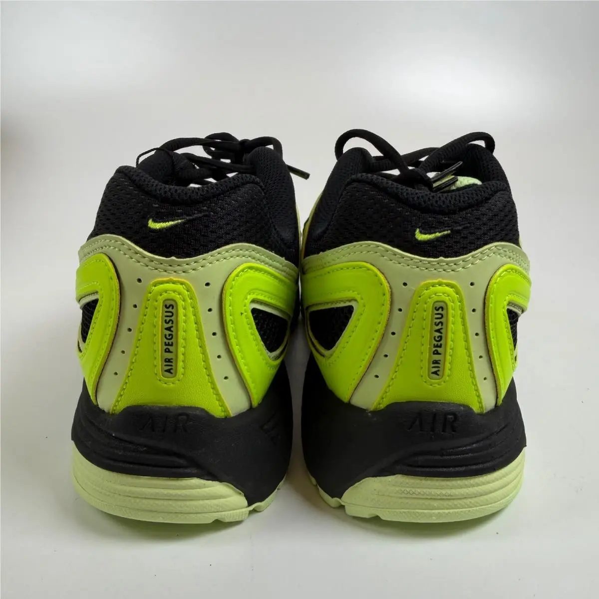 Nike shoes - Nike Air Pegasus 2K5 - Air Pegasus - Yellow 3