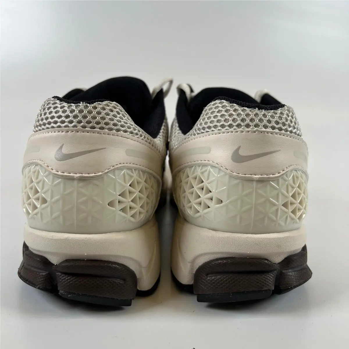 Nike shoes - Nike Zoom Vomero 5 - Zoom Vomero - Beige 3