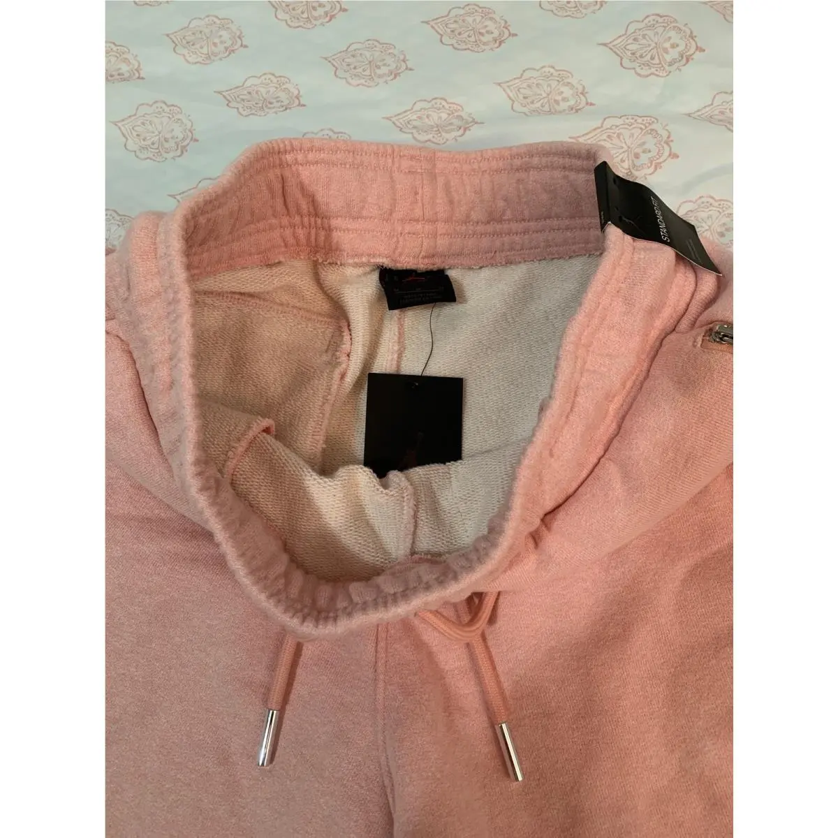 Nike clothing - Coral Stardust (UPC: 193146053709) 2