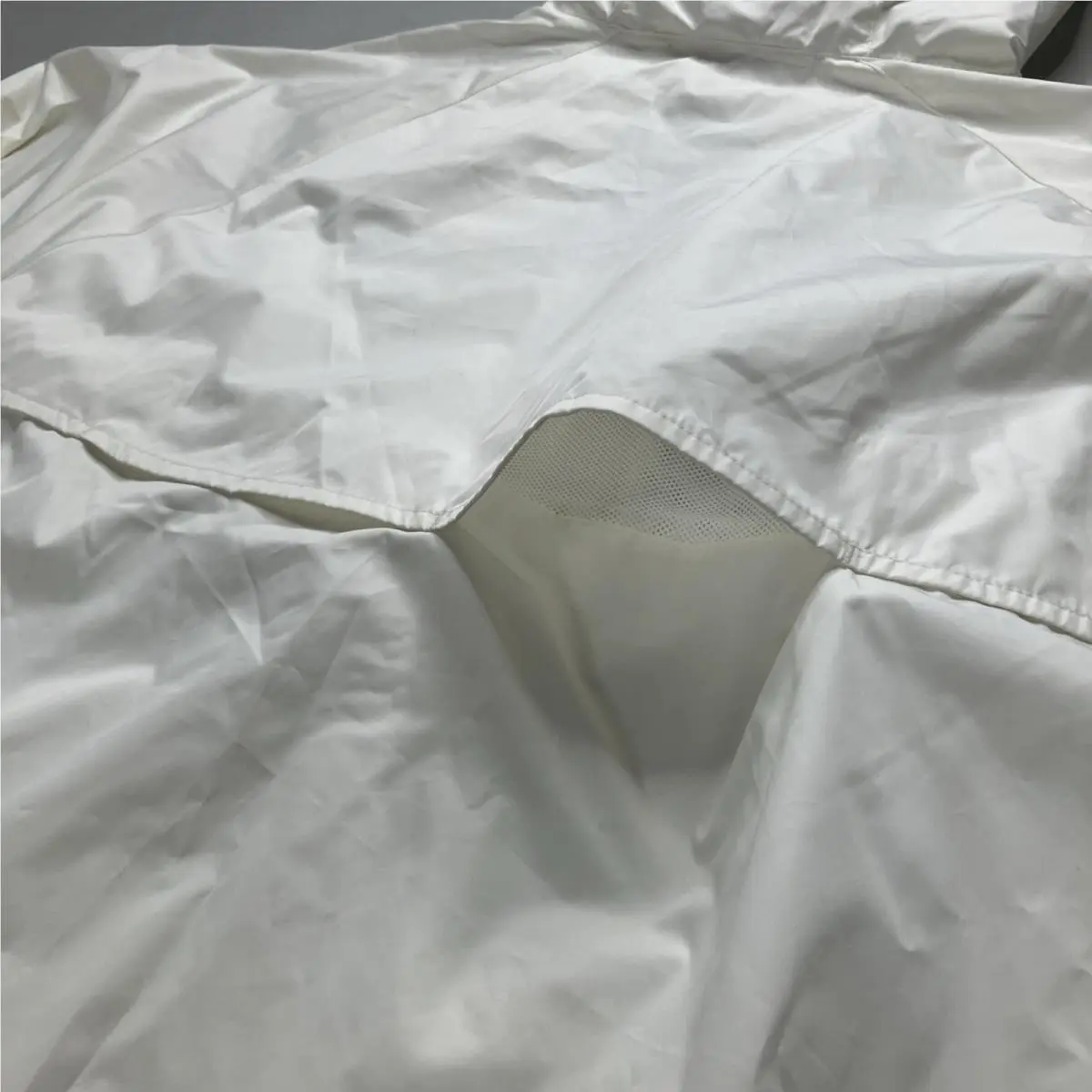 Nike clothing - Nike Windbreaker - Windbreaker - HV8369 HV8369-133 - White (UPC: 198726309603) 13