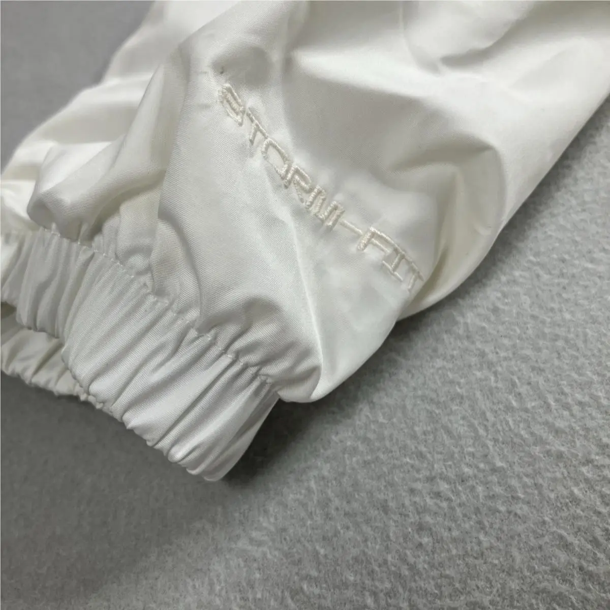 Nike clothing - Nike Windbreaker - Windbreaker - HV8369 HV8369-133 - White (UPC: 198726309603) 15