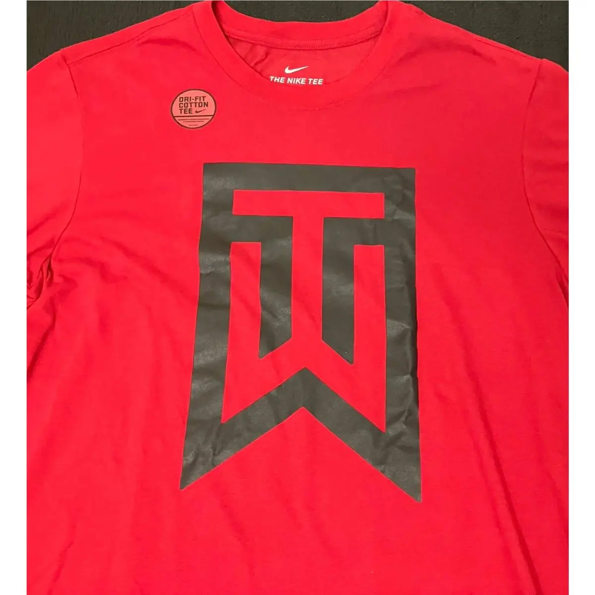 Nike clothing - Tiger Woods Frank Tiger Crew Top - Sunday Red Black 0