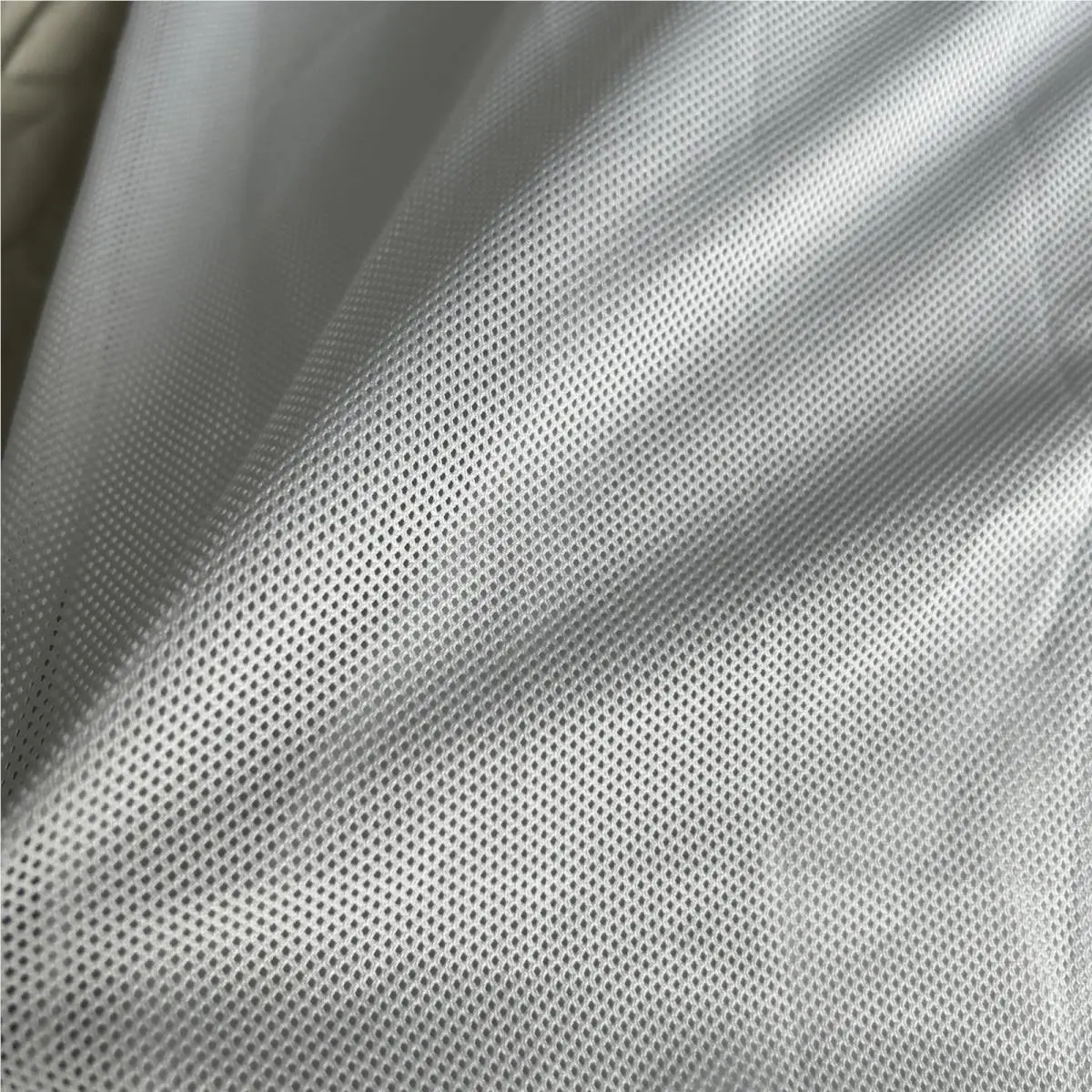 Nike clothing - White (UPC: 0195870089146) 8