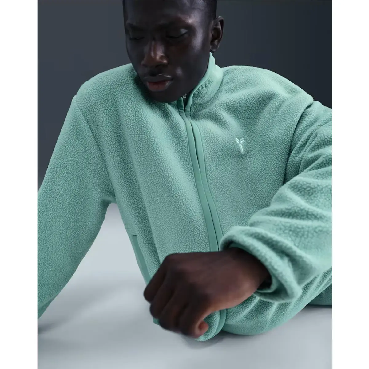 Nike clothing - Green (UPC: 198486774123) 1