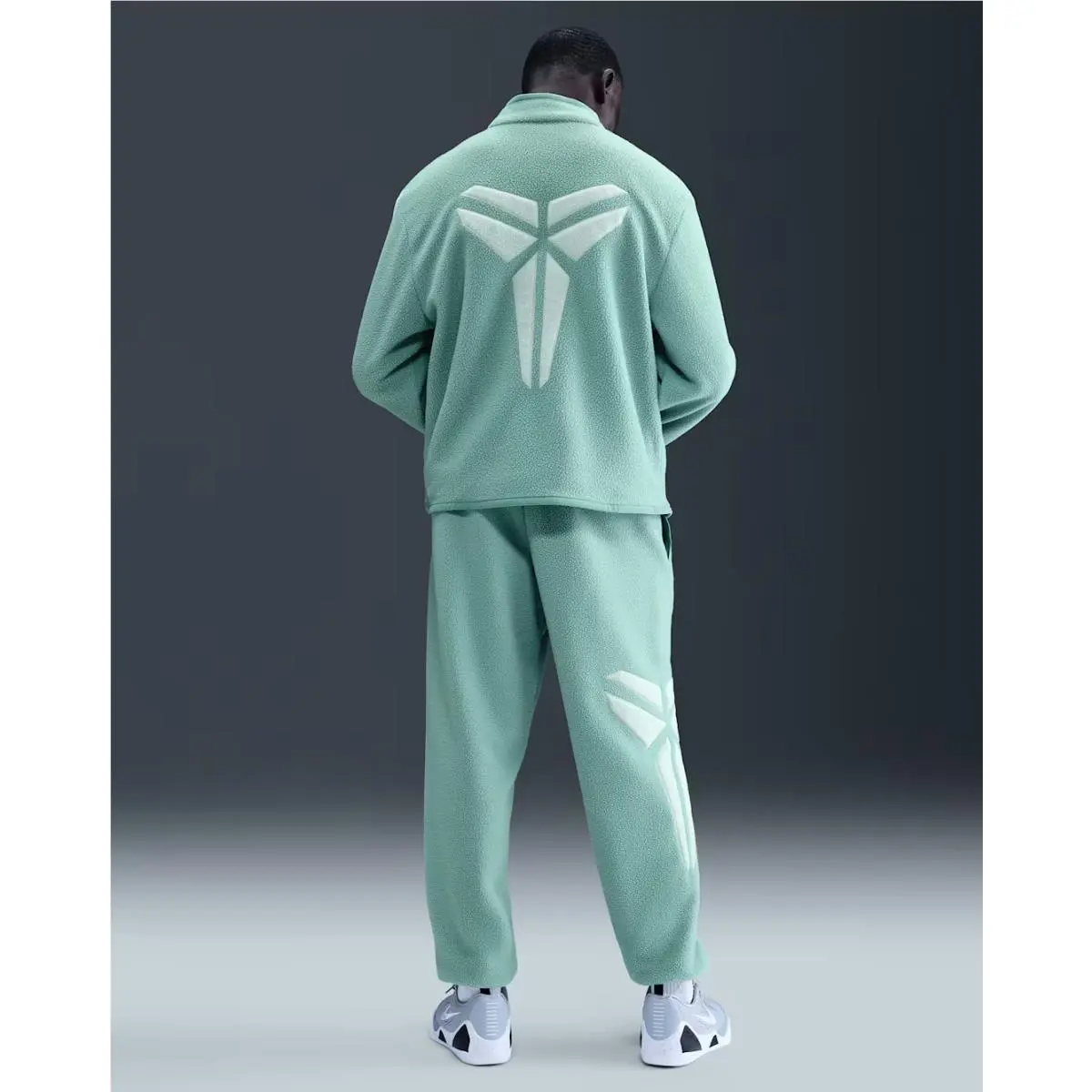 Nike clothing - Green (UPC: 198486774123) 3