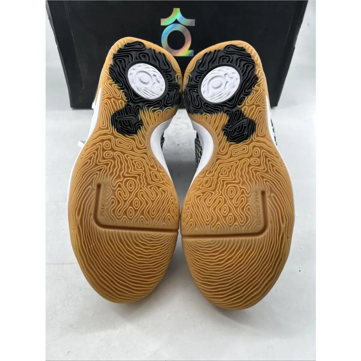 Nike shoes - Nike KD Trey 5 - Trey - Black, White, Gum 3