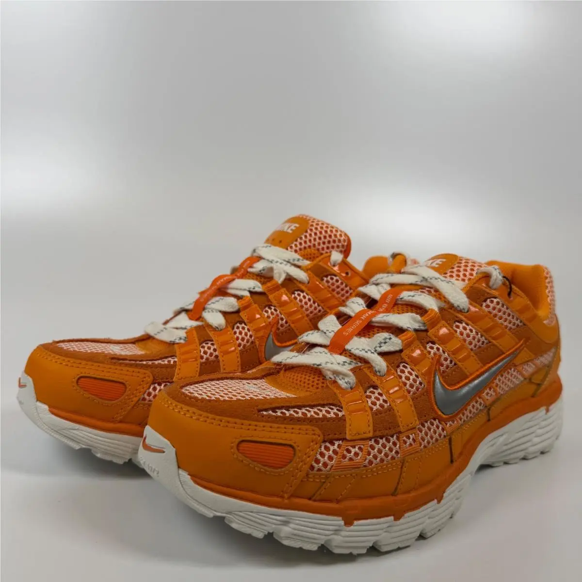 P-6000 Premium Kumquat Orange Metallic Silver Shoes HQ3641-886 Mens Sz 10 by Nike