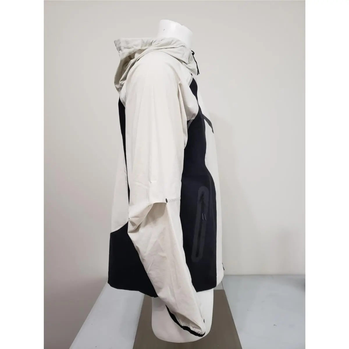 Nike clothing - Nike Tech - Tech - IH8461072 - Light Bone/Black/Black (UPC: 198481261437) 4
