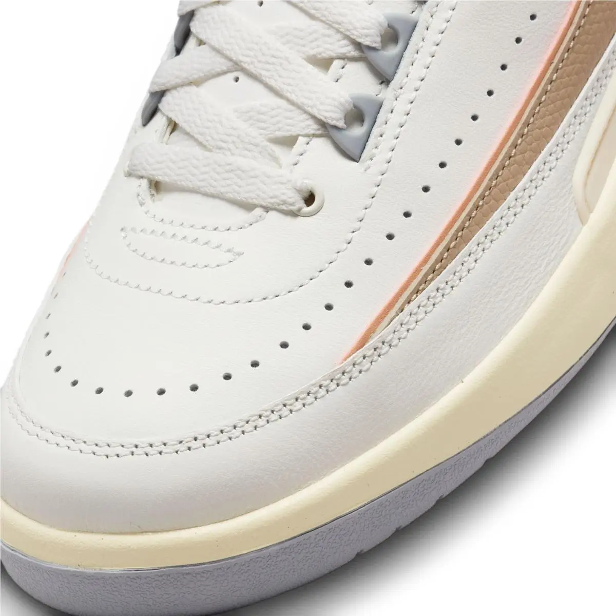 Nike shoes - Air Jordan 2 - Air - Beige 1
