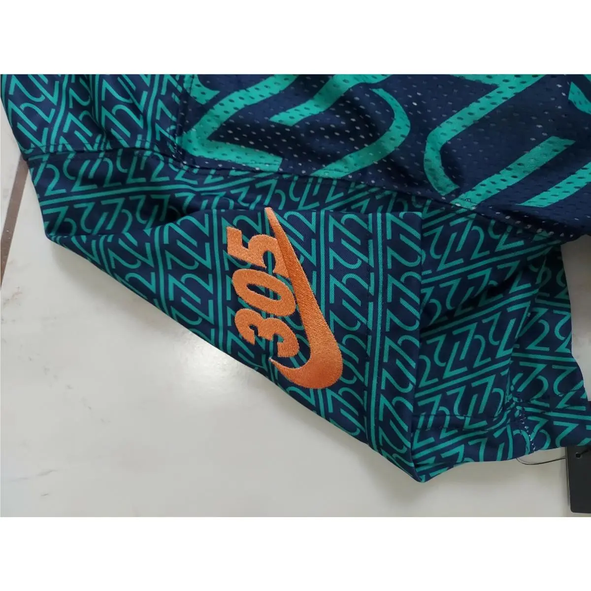 Nike clothing - Multicolor (UPC: 193153650793) 5