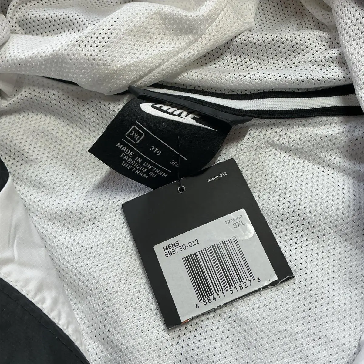 Nike clothing - White 3
