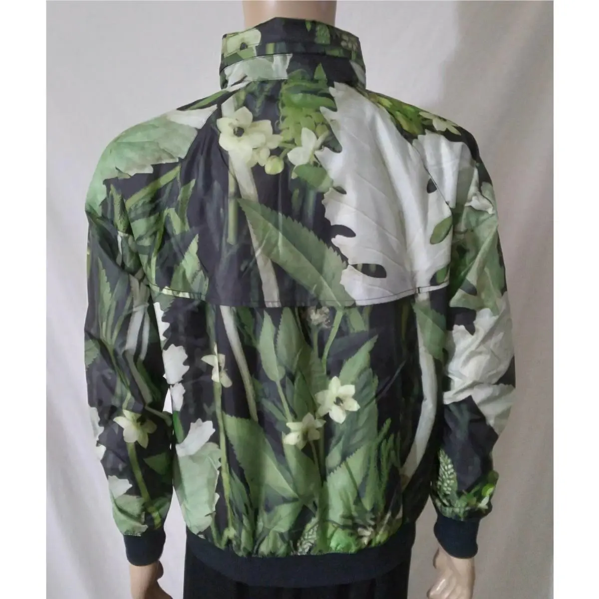 Nike clothing - JDI Windrunner - JDI Windrunner - CK8075-083 - Spruce Aura (UPC: 193654000622) 0