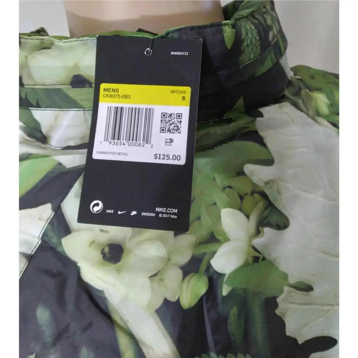 Nike clothing - JDI Windrunner - JDI Windrunner - CK8075-083 - Spruce Aura (UPC: 193654000622) 3
