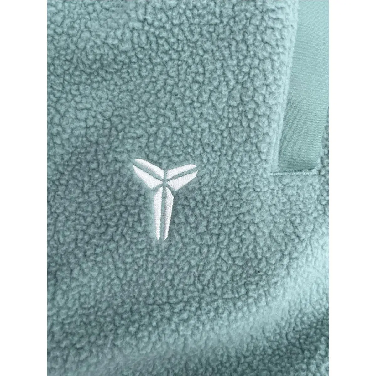 Nike clothing - Nike Kobe Winterized - Kobe Winterized - IM4866-017 - Green 1