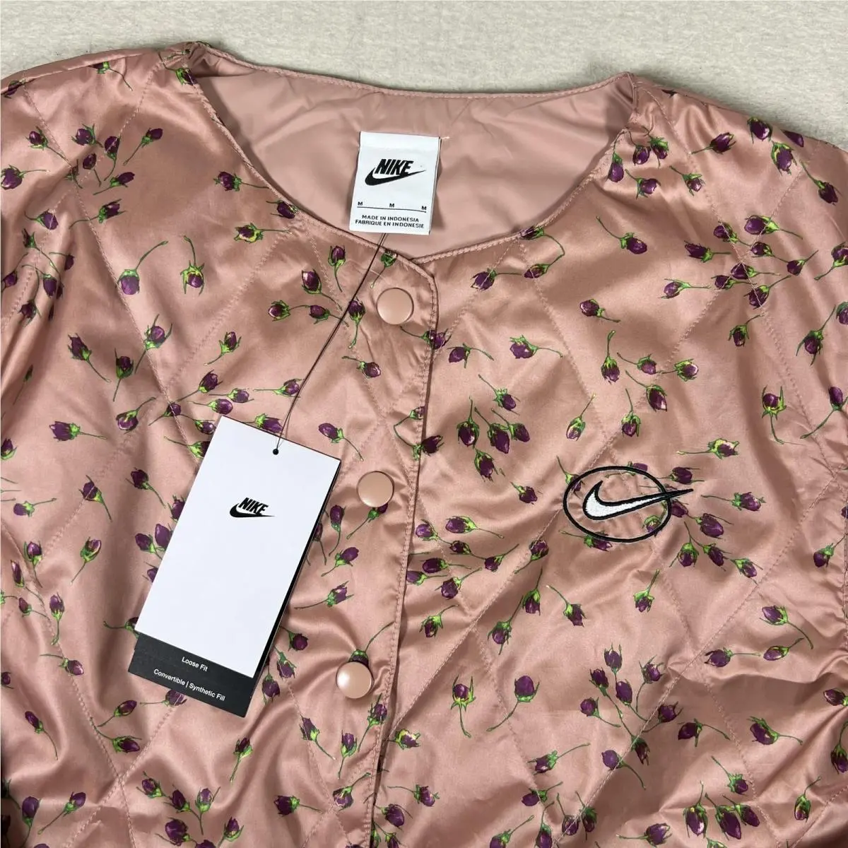 Jacket Womens M Pink Floral Quilted Satin Snap Front Insulated DM6292-609 by Nike