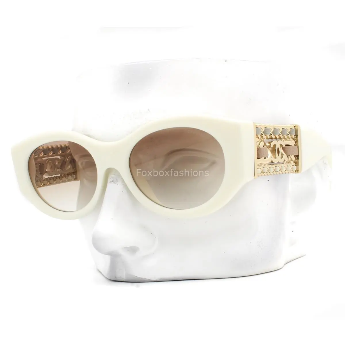 Sunglasses ch5536QA 1255/13 Creamy White Gold CC Logo with Case by Chanel