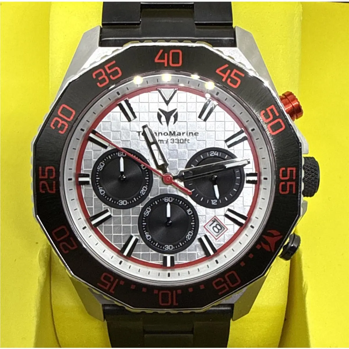 Technomarine Racing Legends Chronograph 44mm Date Men`s Watch Black TM-525026 by TechnoMarine