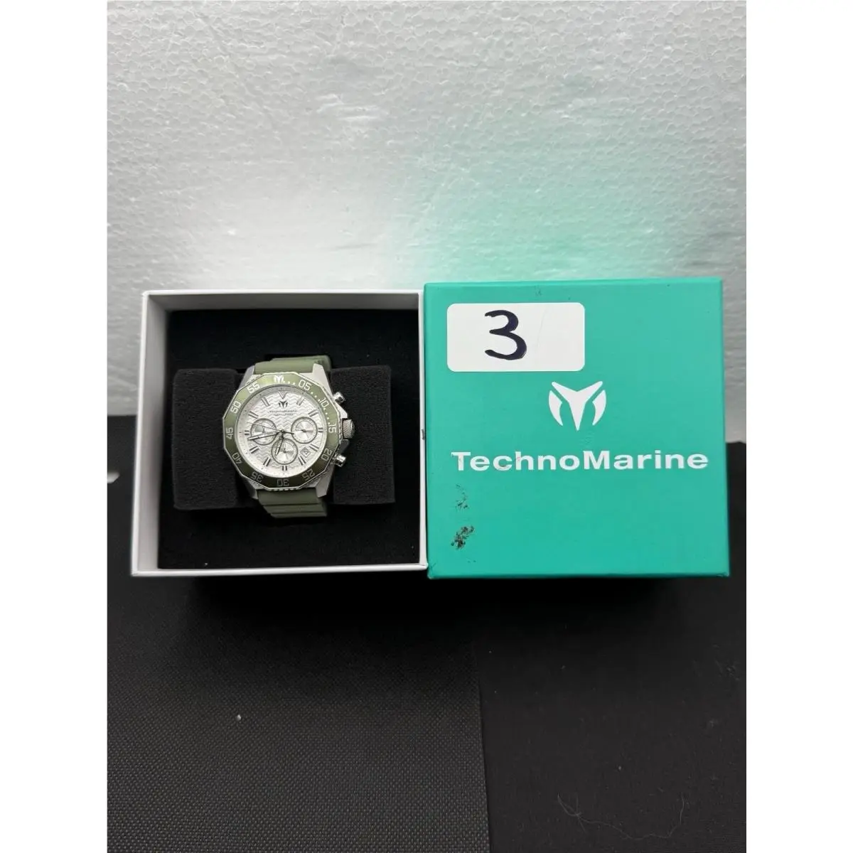 Technomarine Maré Vivo Men`s Quartz Chronograph Date 45mm Green Rubber 100m