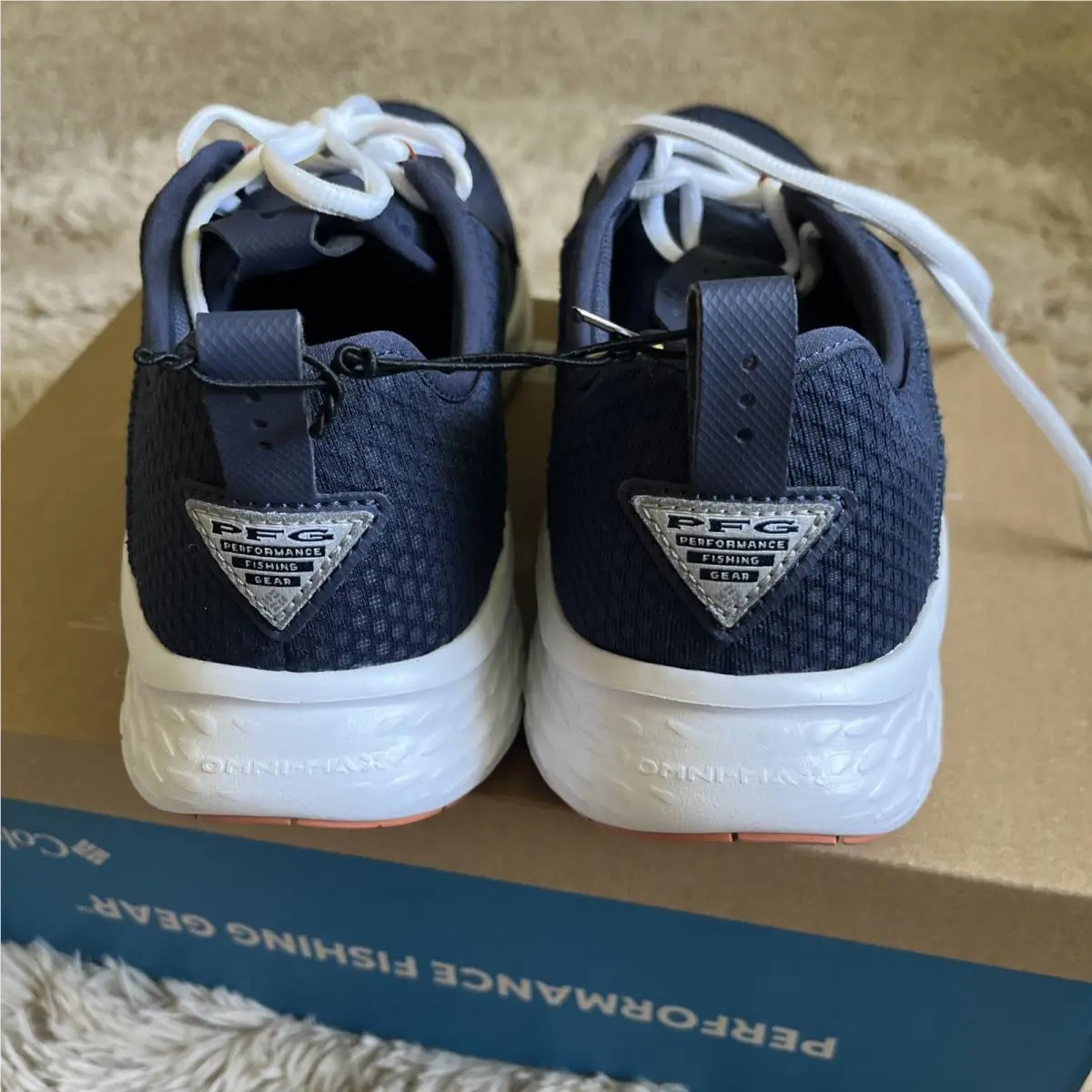 Columbia shoes - COLUMBIA CASTBACK PFG OMNI MAX - 2063101-466 - Blue (UPC: 0195980554183) 1