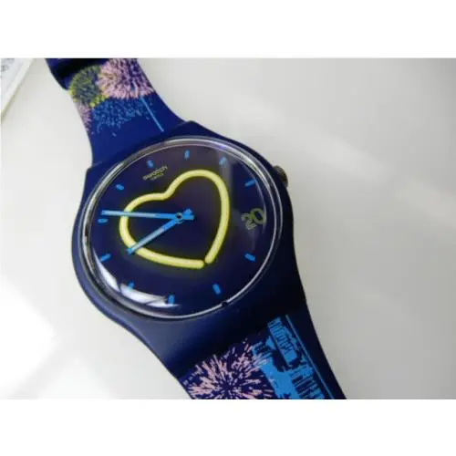 Lovemacau Gents Greetings From Macau Destination Sleeve Swatch Glow Heart