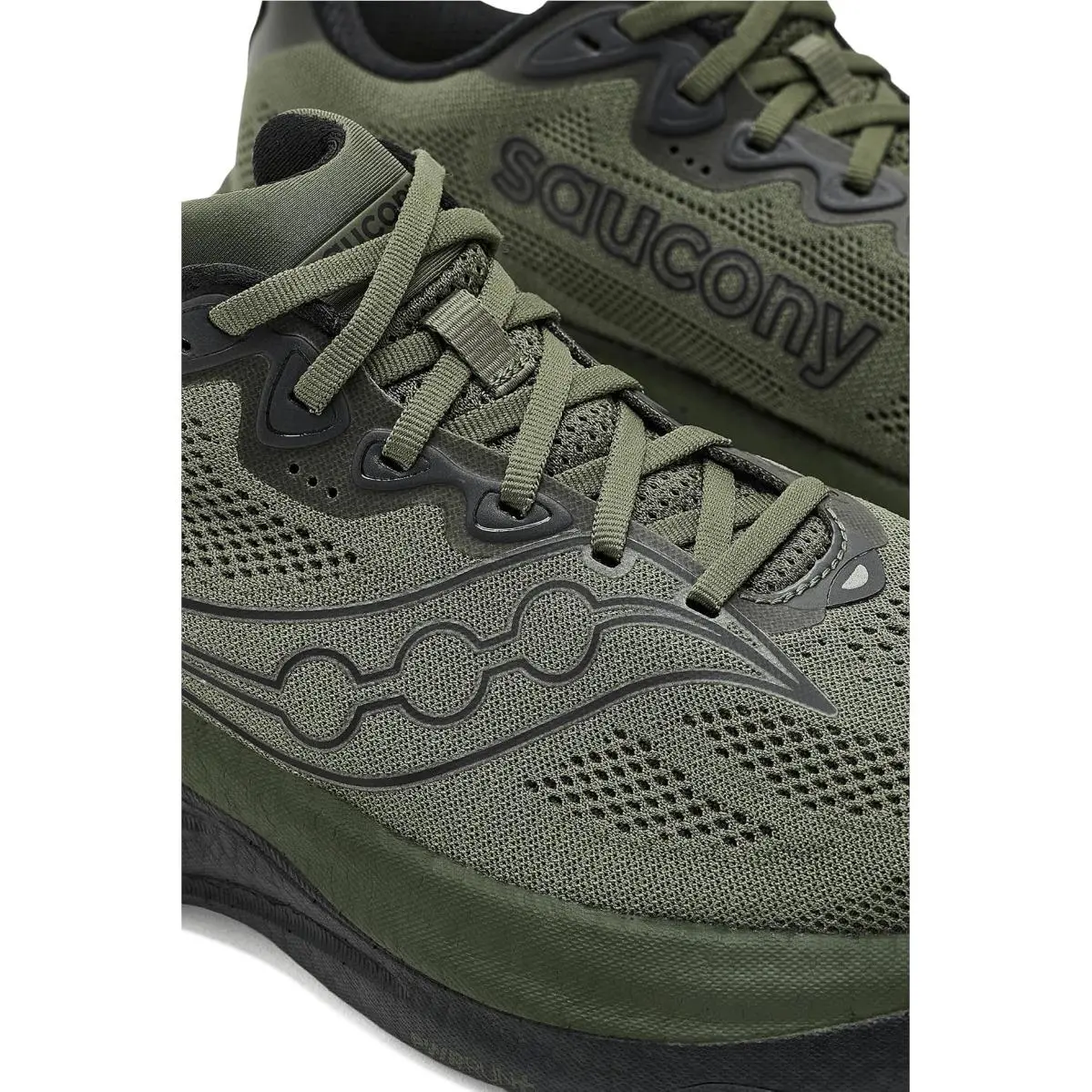 Saucony shoes - Black/Silver 32